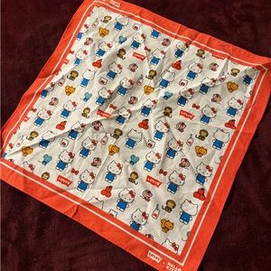 Hello Kitty Scarf - Levi’s